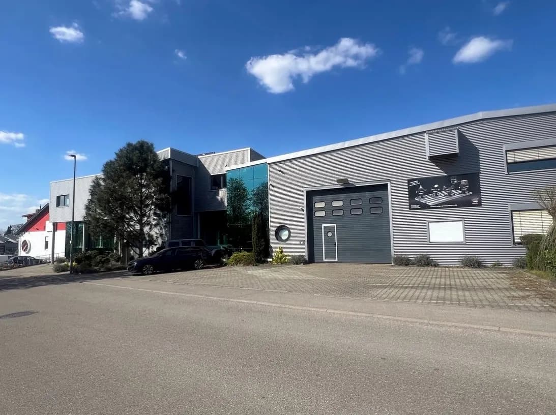 Halle 2 - 1430 m² in Neckarwestheim