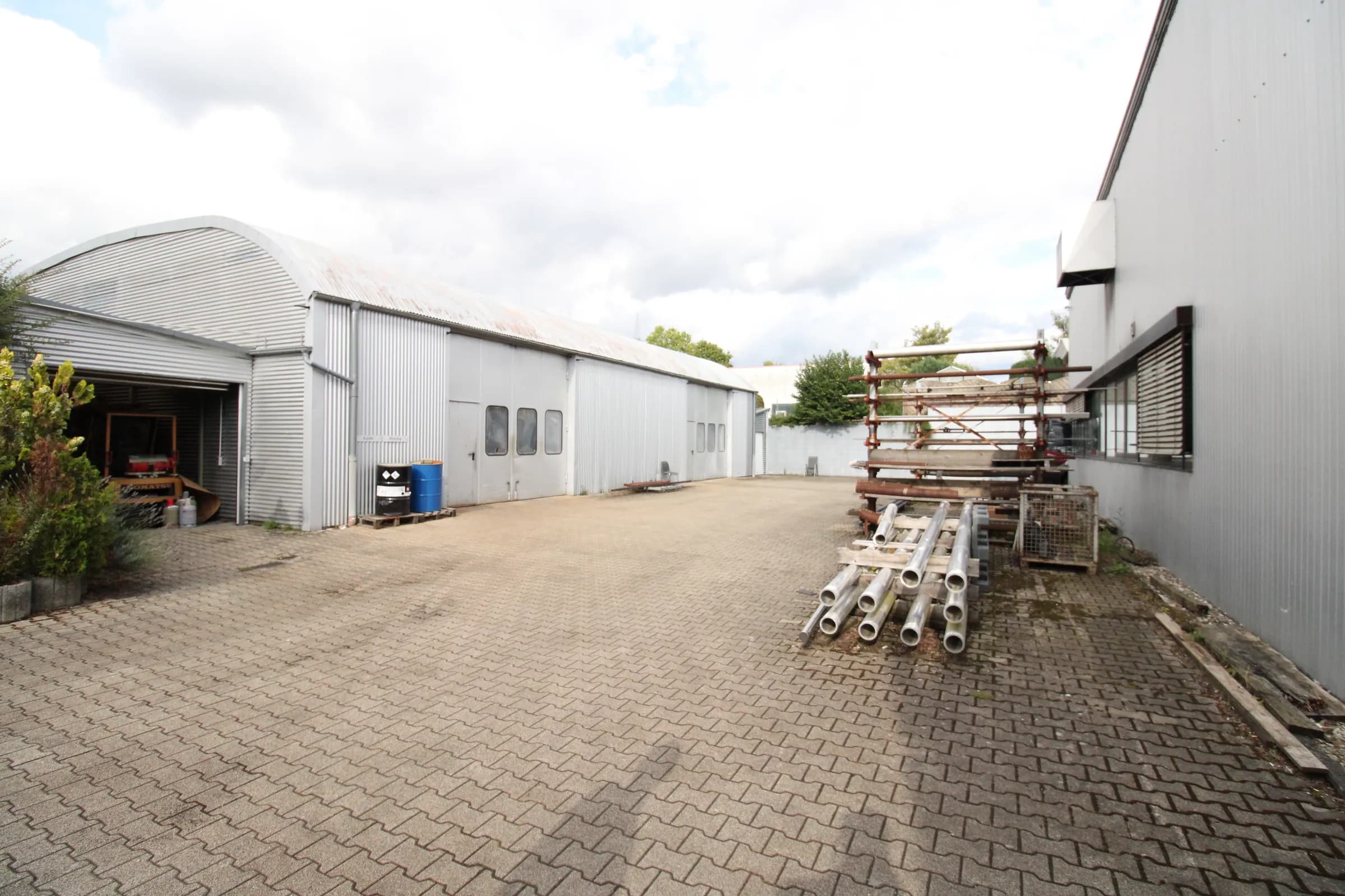 Halle 3 - 517 m² in Neckarwestheim
