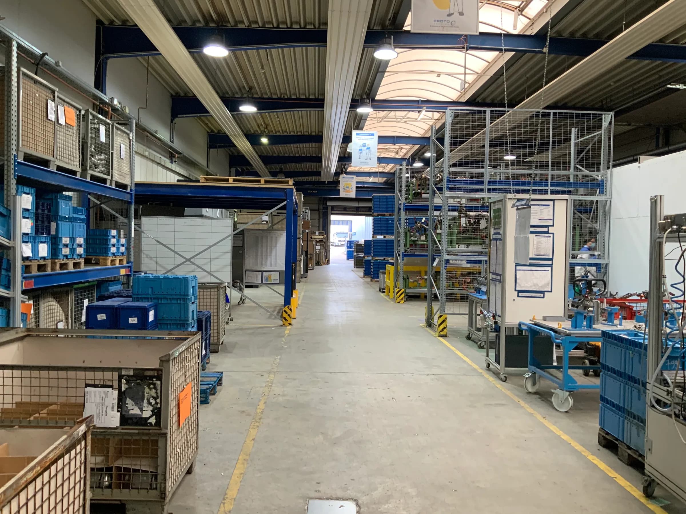 Produktions- und Lagerimmobilien mit Büroanteil – Umfahrbar, flexibel nutzbar, mit Sprinkleranlage in Pforzheim