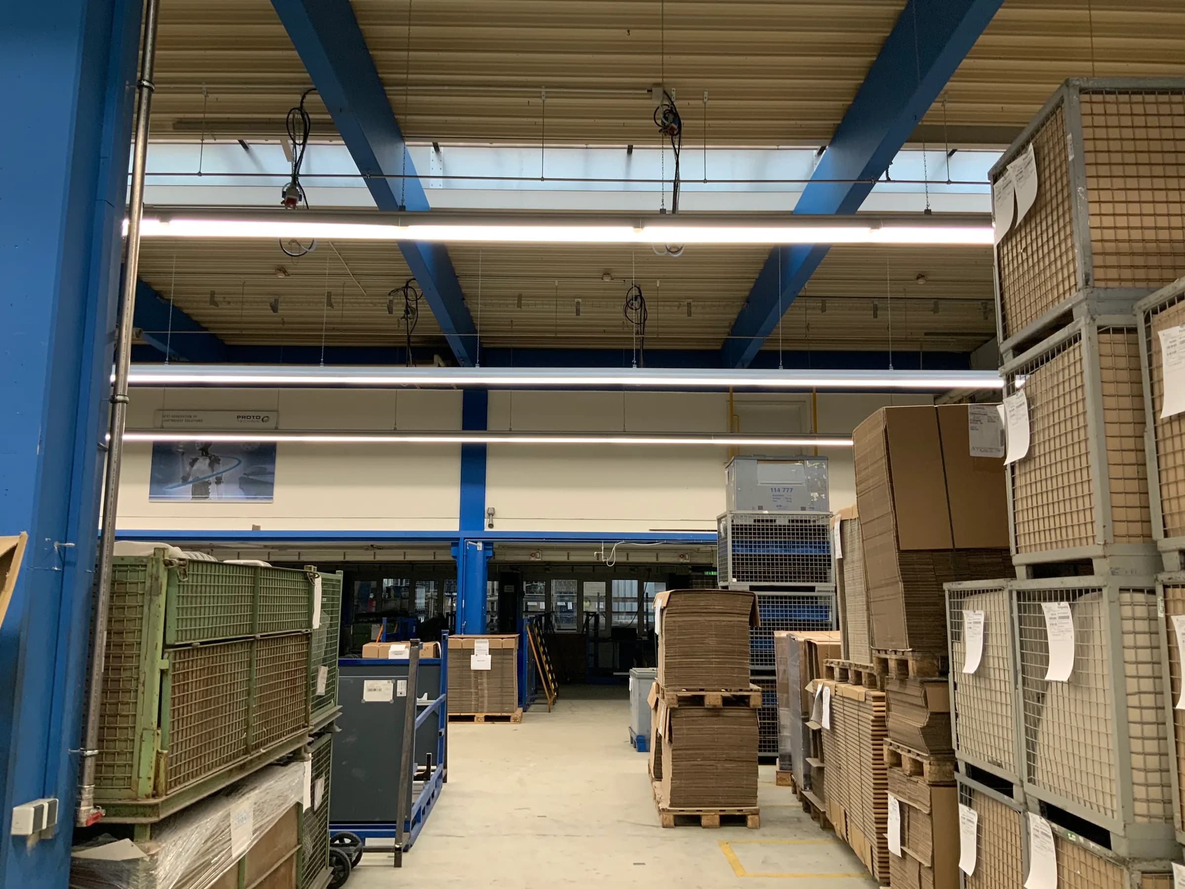 Produktions- und Lagerimmobilien mit Büroanteil – Umfahrbar, flexibel nutzbar, mit Sprinkleranlage in Pforzheim