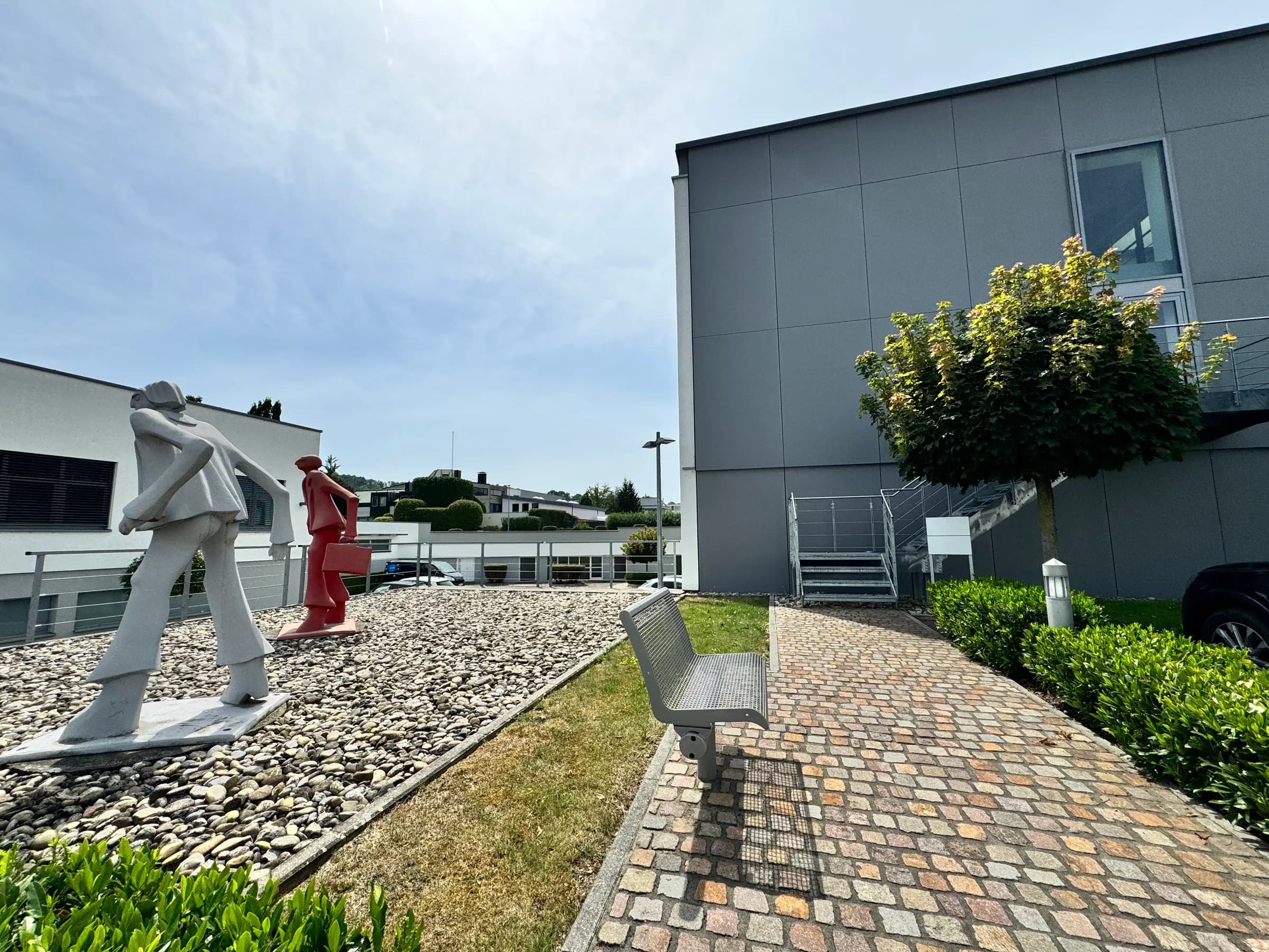 Atelier- Büroflächen ca. 245 m² im Loft -Stil, modern ausgestattet! in Flein