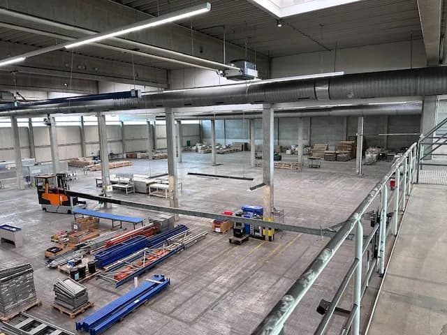Moderne Logistikfläche mit flexibler Andienung und Büroanteil! in Ilsfeld